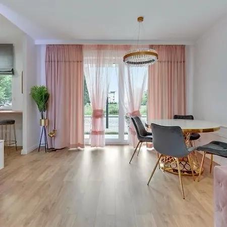 Glamour Przy Starowce *